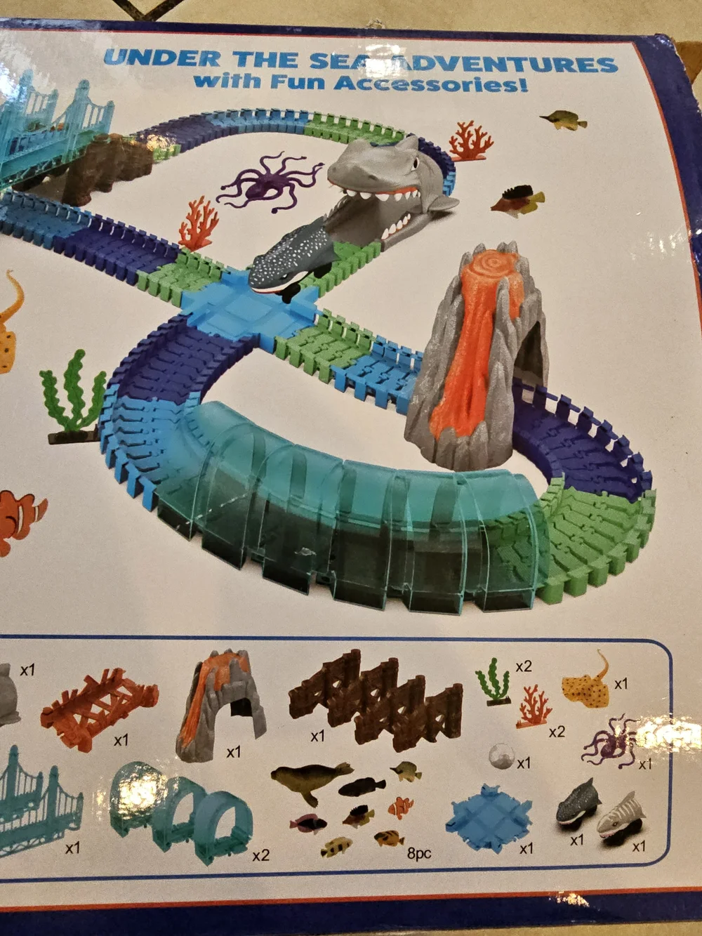 Flexible Blue & Green Race Track Glow In The Dark Playset for Kids